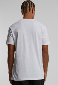 Merchcode FOOTBALL'S COMING HOME LOGO - Trükipildiga T-särk - white