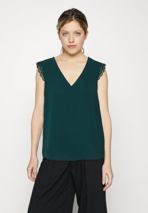 Vero Moda VMNANNA - Βασικό μπλουζάκι - pondarosa pine