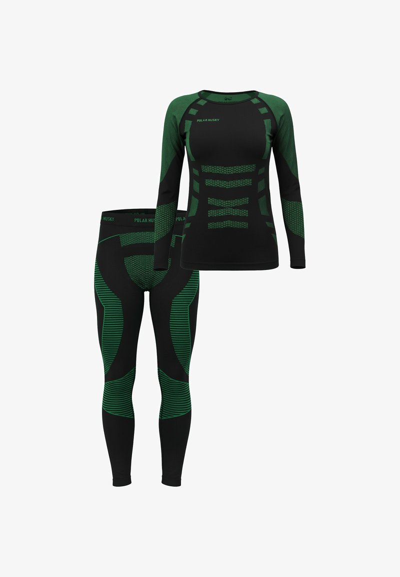 Langärmeliges schwarzes und grünes Sportoberteil mit strukturierten Mustern, kombiniert mit passenden schwarzen und grünen Leggings mit Streifen und Details.