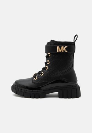 Michael Kors Kids, BLAKE KIDS TEENS - Členkové šnurovacie čižmy - black