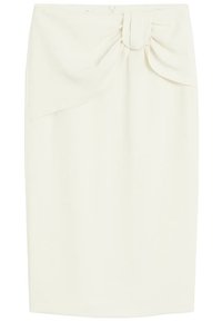 Bílá, sukni délky po kolena, ve střihu tužky, s překrouceným mašlovým detailem v pase. Hladká textura a přiléhavý design, vhodné pro různé příležitosti.