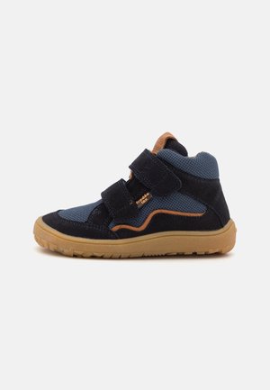Froddo BAREFOOT SPRING - Kõrge servaga tossud - dark blue