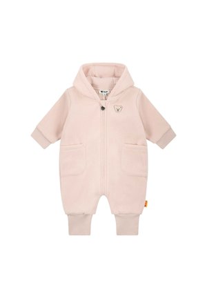 Rosa Fleece-Baby-Overall mit Kapuze, zwei vorderen Taschen und einem bärenförmigen Aufnäher auf der Brust. Mit gerippten Bündchen und einem Reißverschluss.
