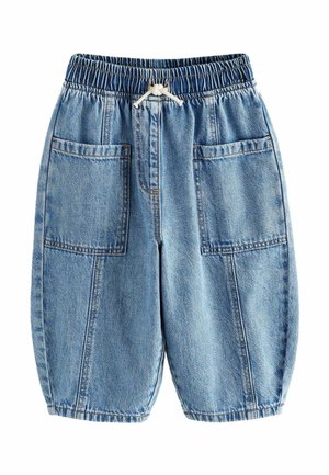 Denim šorti ar elastīgu jostu, gaiši zila krāsa, divas lielas priekšējās kabatas un brīvs griezums. Gluda tekstūra un ikdienišķs dizains.