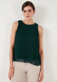 REGULAR FIT - Toppi - emerald green