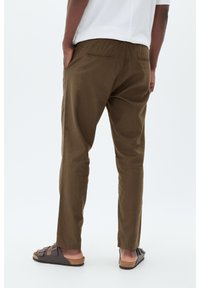 Matinique Tygbyxor - brown