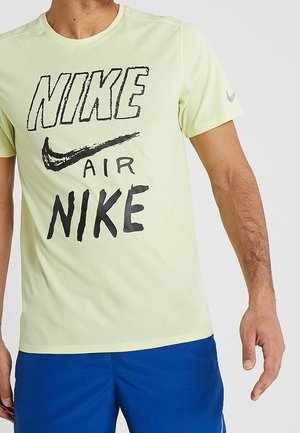 T-shirt print - green