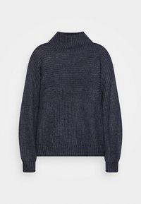 Marinblå stickad tröja med hög krage, lösa ärmar, ribbade muddar och nederkant, med ett strukturerat mönster på kroppen.