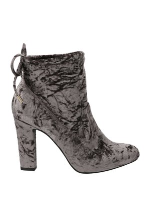 High Heel Stiefelette - grau