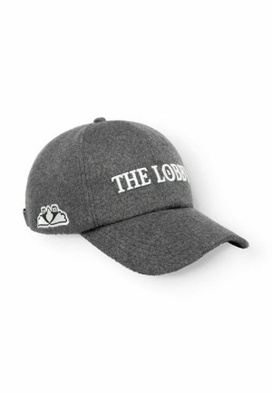 Casquette de baseball en laine grise avec "THE LOBBY" brodé en blanc à l'avant et un petit logo blanc sur le côté.