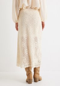 Koton MIDI - A-linjainen hame - white