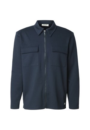 Marineblaue Reißverschlussjacke aus glattem Stoff mit Kragen, zwei Brusttaschen und langen Ärmeln für einen strukturierten, lässigen Look.