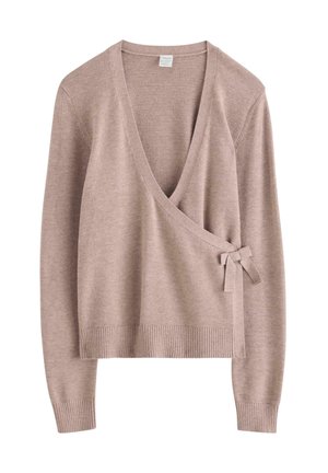 - Sweter