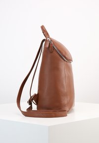 Picard LUIS - Sac à dos - cognac