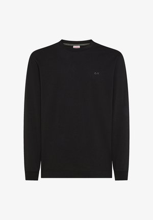 Felpa nera a maniche lunghe con collo rotondo, caratterizzata da un piccolo logo verde scuro sul petto. Tessuto morbido e vestibilità regolare.