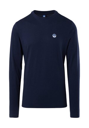 T-shirt a maniche lunghe blu navy, scollatura rotonda, in tessuto di cotone, presenta un piccolo logo bianco sul petto, texture liscia, design aderente.