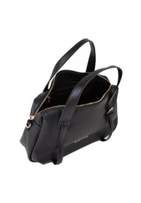 Sac à main en cuir noir avec une fermeture éclair dorée partiellement ouverte et deux bandoulières, révélant un intérieur spacieux.