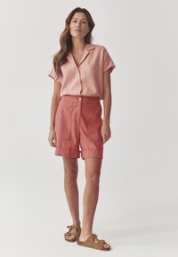TATUUM ERIO - Šortky - pink