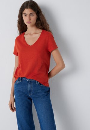 Mavi, MAVI BASICS, SEMI BASICS SHORT SLEEVE BASIC T-SHIRT - T-Shirt basic - rooibos tea