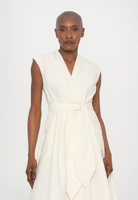 Marella OSSOLA - Rochie de zi - panna