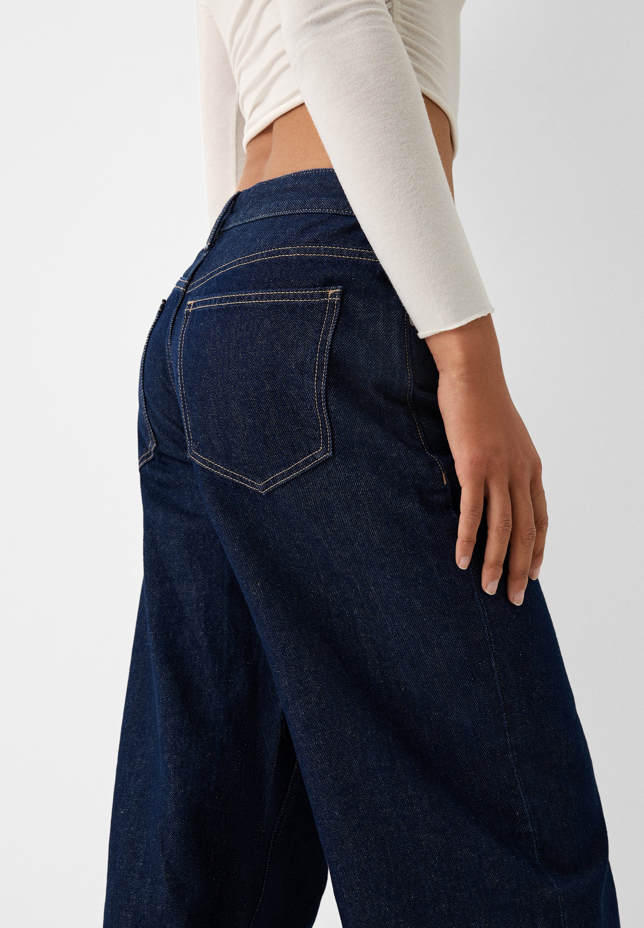 Bershka WIDE - Jeansy Dzwony/błękit królewski - Zalando.pl