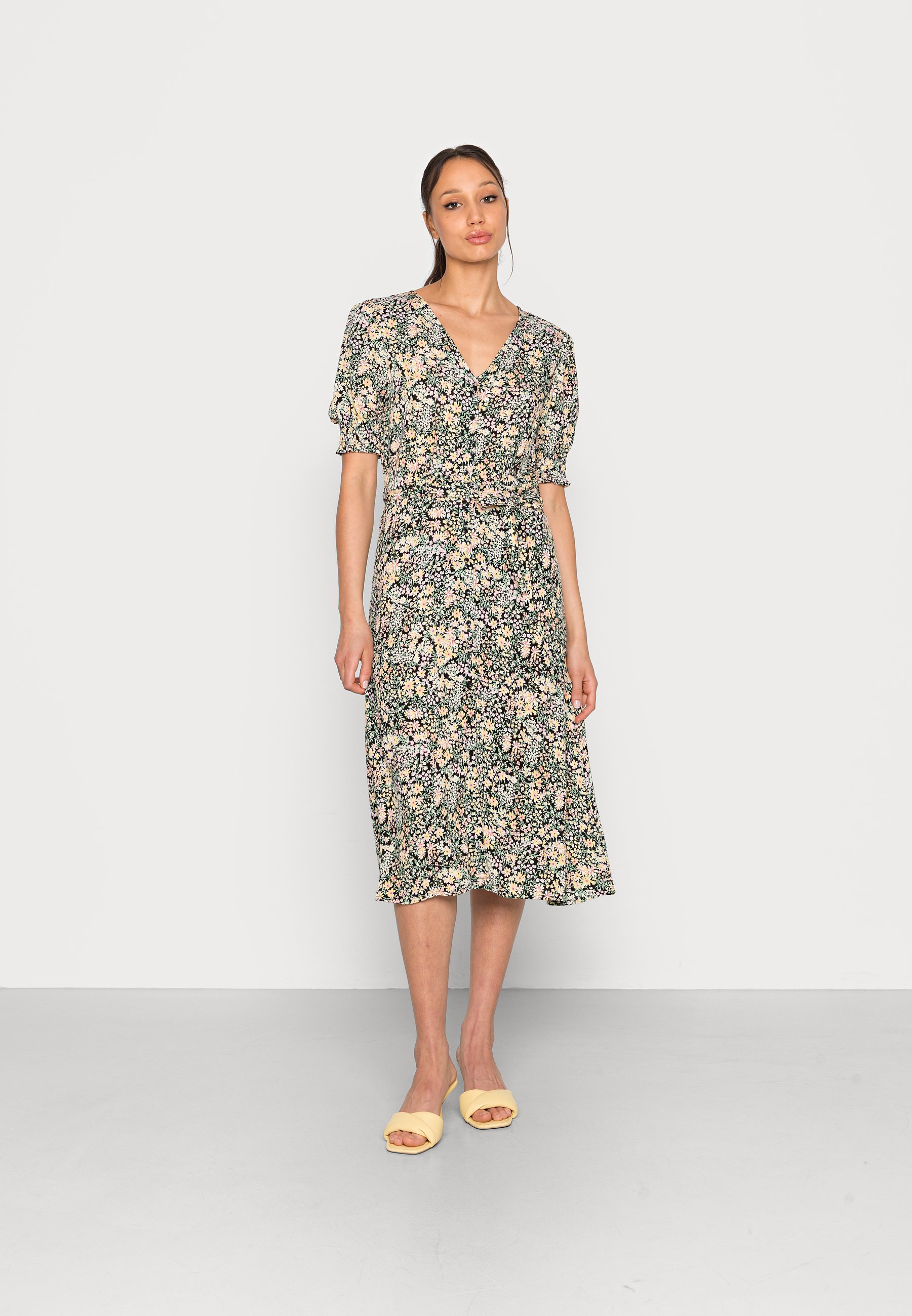 ONLY ONLFREDERIKKE V NECK BELT DRESS 