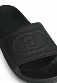 Thumbnail Image 5