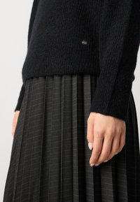 Mos Mosh TAMMY THORA - Strickpullover - black