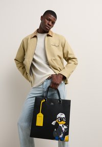 KARL LAGERFELD DISNEY - Maisiņveida soma - black