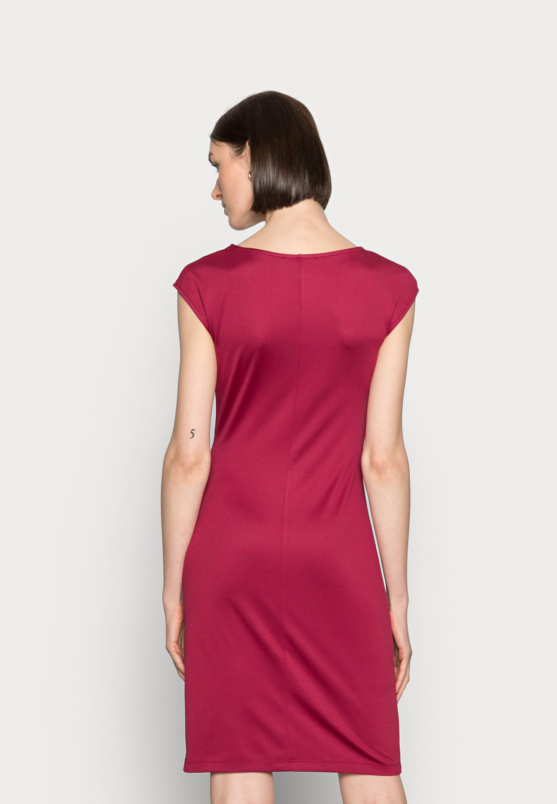 robe fourreau anna field