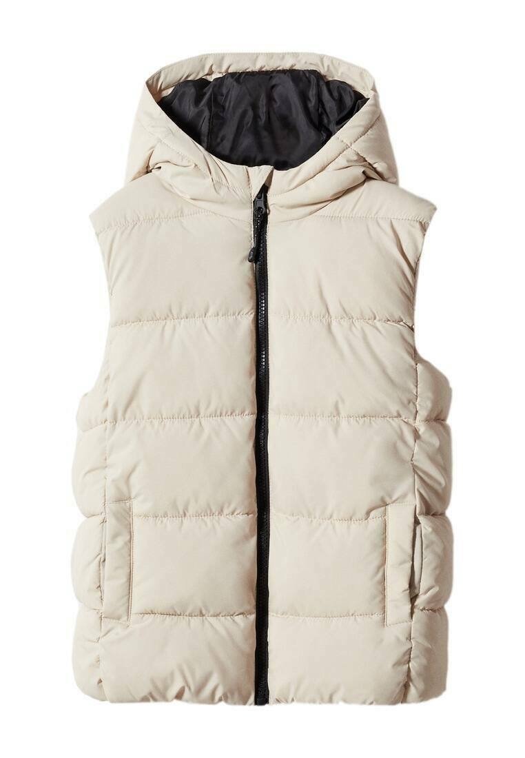 Hellbeige steppweste mit Kapuze, schwarzem Reißverschluss und zwei Seitentaschen; die gesteppten Textur bietet Isolierung und Komfort.