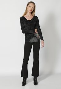Koroshi Langarmshirt -    black