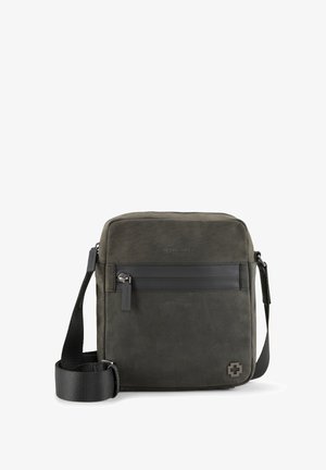 Grijze leren messenger tas met een gladde structuur, een voorvak met rits en een afneembare, verstelbare schouderriem. Bevat een logo-accent.