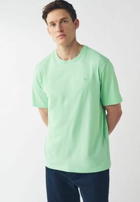 Next 4 PACK REGULAR - Navadna majica - blue coral mint green pink pastel