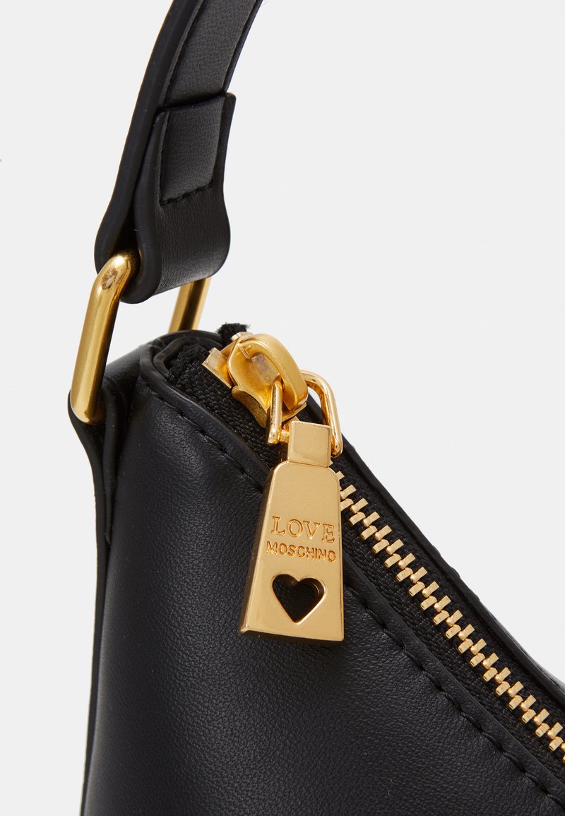 Damen Handtaschen | Love Moschino SOFT HEART HARDWARE Handtasche nero/schwarz - TB61304 Damen Handtaschen | Love Moschino SOFT HEART HARDWARE Handtasche nero/schwarz - TB61304