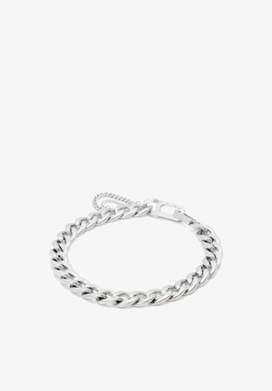 Sølv kædearmbånd med sammenflettede led, glat overflade og en sikker lås. Enkel design med en poleret finish.