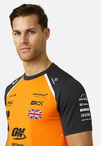 Mclaren formula 1 team - T-shirt z nadrukiem