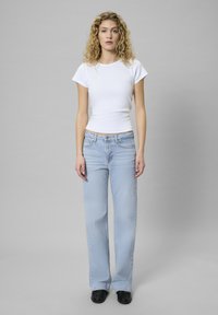 My Essential Wardrobe 35 THE LOUIS 139  HIGH WIDE Y - Straight leg -farkut - light blue retro wash