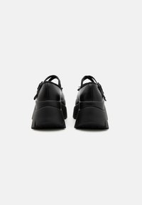 Koi Footwear MARGOT MONSTER PLATFORM MARY JANE - Saltos plataforma - black