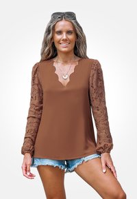 Unselected, brown