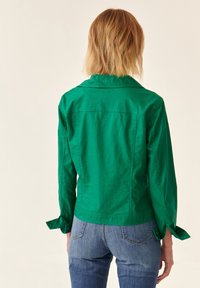 TATUUM Let jakke / Sommerjakker - green