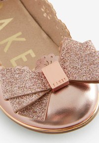 Baker by Ted Baker - Baleriny z zapięciem