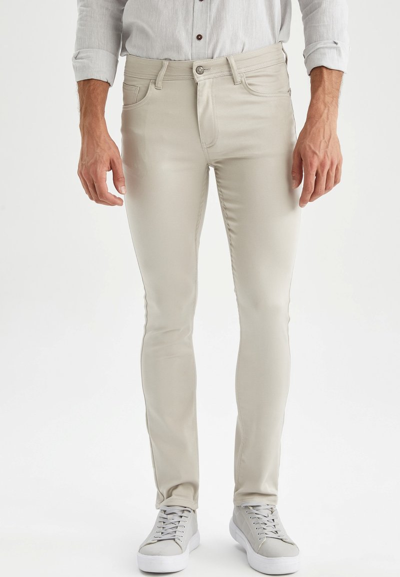 DeFacto SLIM FIT Jeans Slim Fit beige/sand Zalando.at