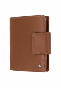 Portefeuille en cuir marron avec fermeture pression et petit emblème argenté dans le coin inférieur droit, présenté fermé sur fond blanc.