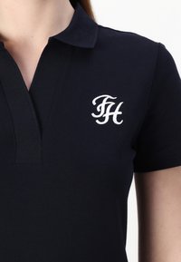 Tommy Hilfiger SLIM SCRIPT  - Polo - desert sky