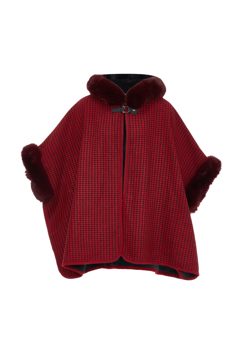 Rød og sort hundetand mønster poncho med en faux pels krave og kant, der har en front lynlåslukning og løse, brede ærmer.