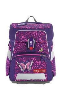 Zaino viola con design floreale rosa, dettagli a forma di farfalla, nastro riflettente, maniglia e vari toppe decorative sulla parte anteriore.