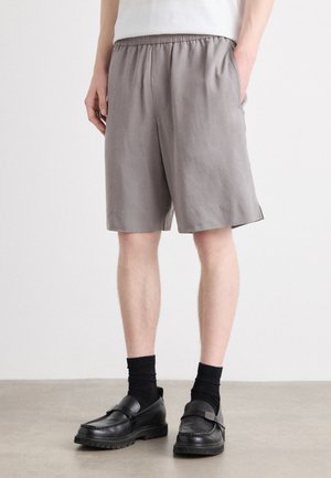 PULL ON - Short - steeple gray