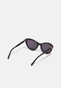 Love Moschino Saulesbrilles - black