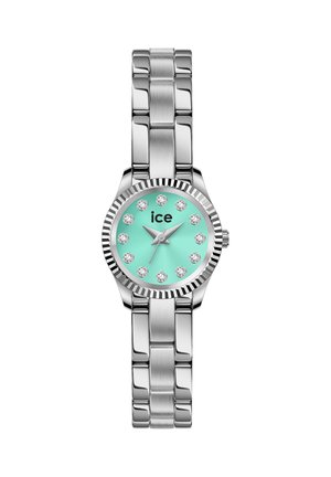 Stříbrné kovové náramkové hodinky s tyrkysovým ciferníkem, krystalovými indexy, stříbrnými ručičkami a logem „ice“ na 12. hodině.